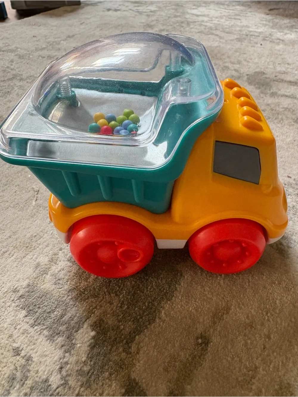 Fisher-Price Poppity Pop Dump Truck Push-Along Toy Ball Popper Vehicle